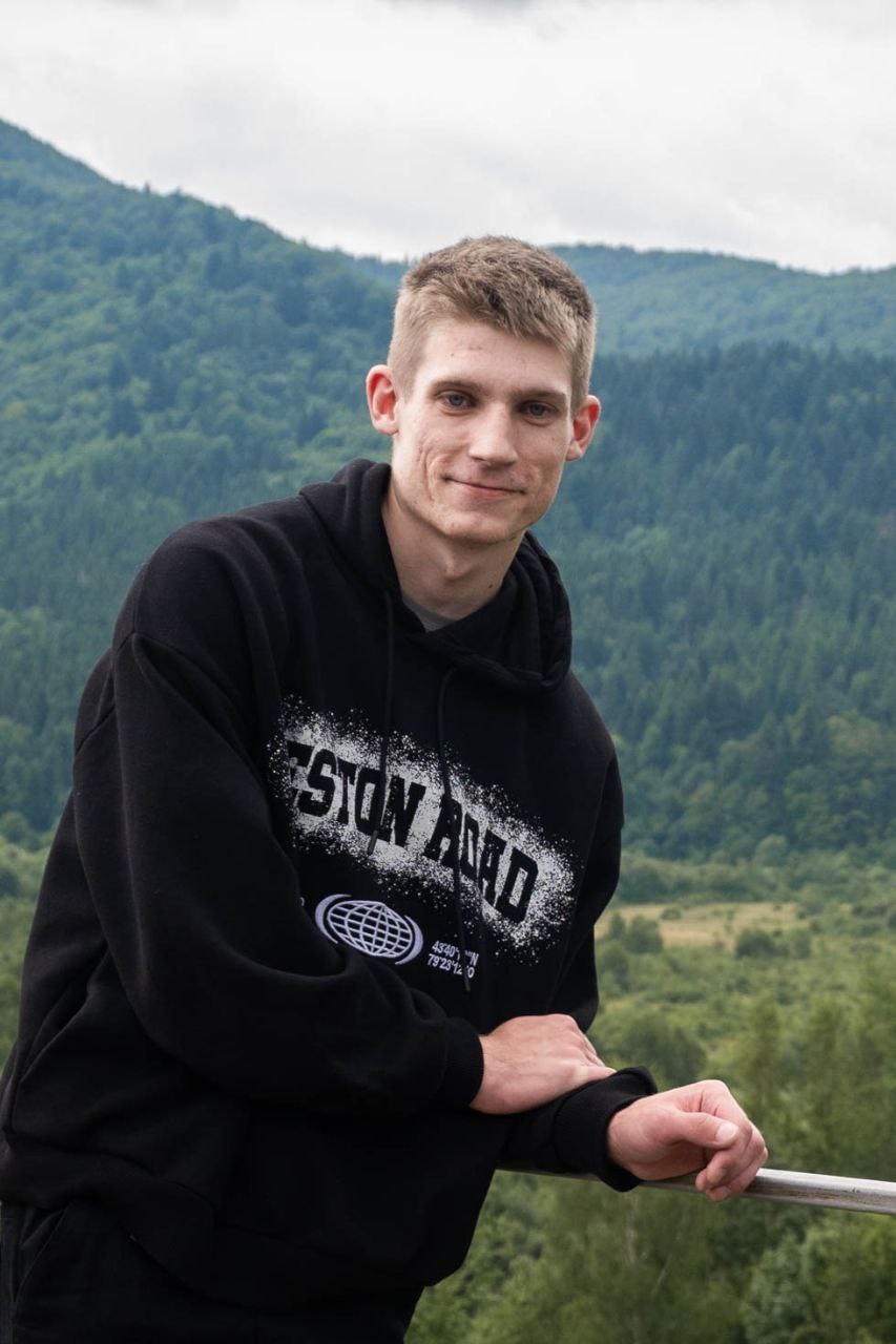 Xavier Hurst - Business Model Researcher